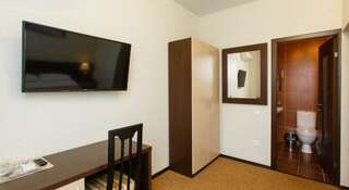 Гостиница Guest House Na Gertsena Адлер Стандартный двухместный номер с 1 кроватью-6